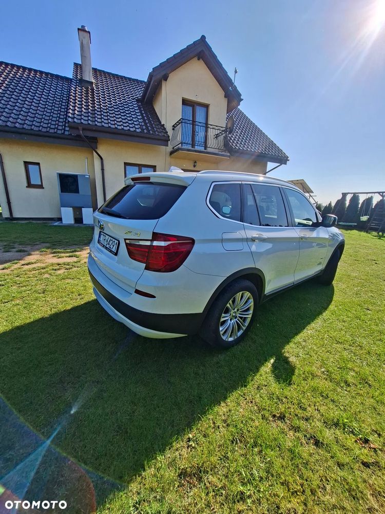 BMW X3 28i xDrive - 3