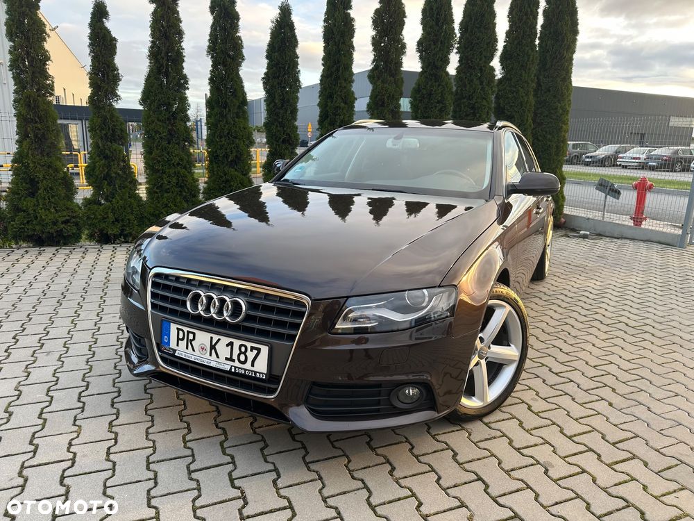 Audi A4 Avant - 1