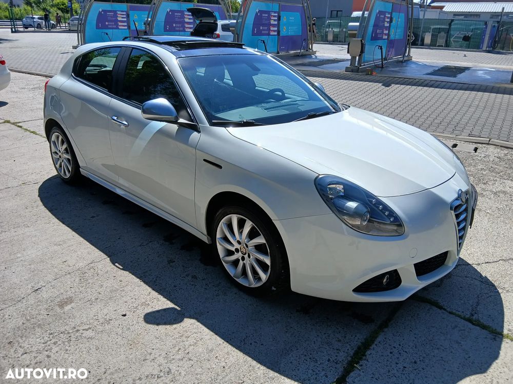 ALFA ROMEO Giulietta 2011 — imagine 4