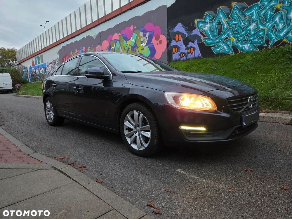 Volvo S60 D3 Drive-E Momentum - 21