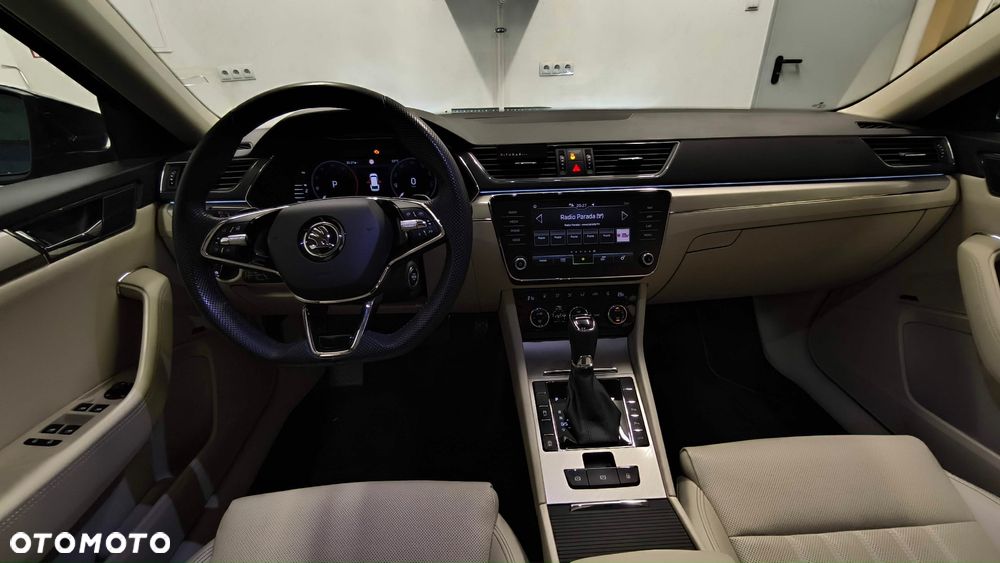 Skoda Superb 2.0 TDI SCR Style DSG - 4