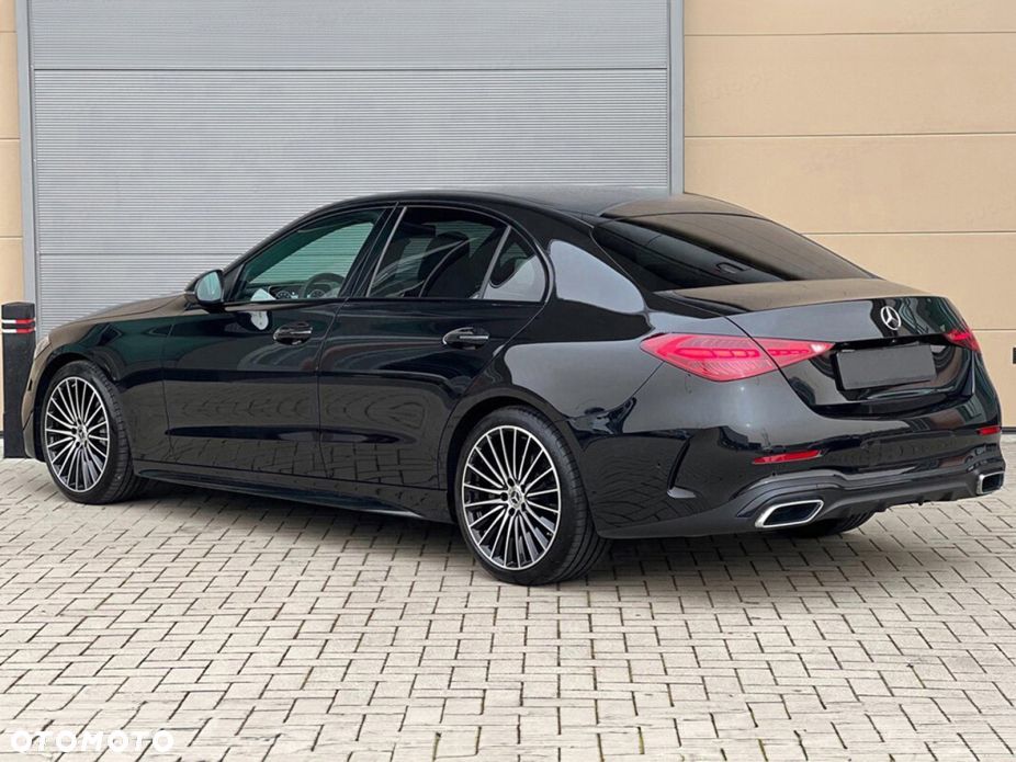 Mercedes-Benz Klasa C 300 d mHEV 4-Matic AMG - 2