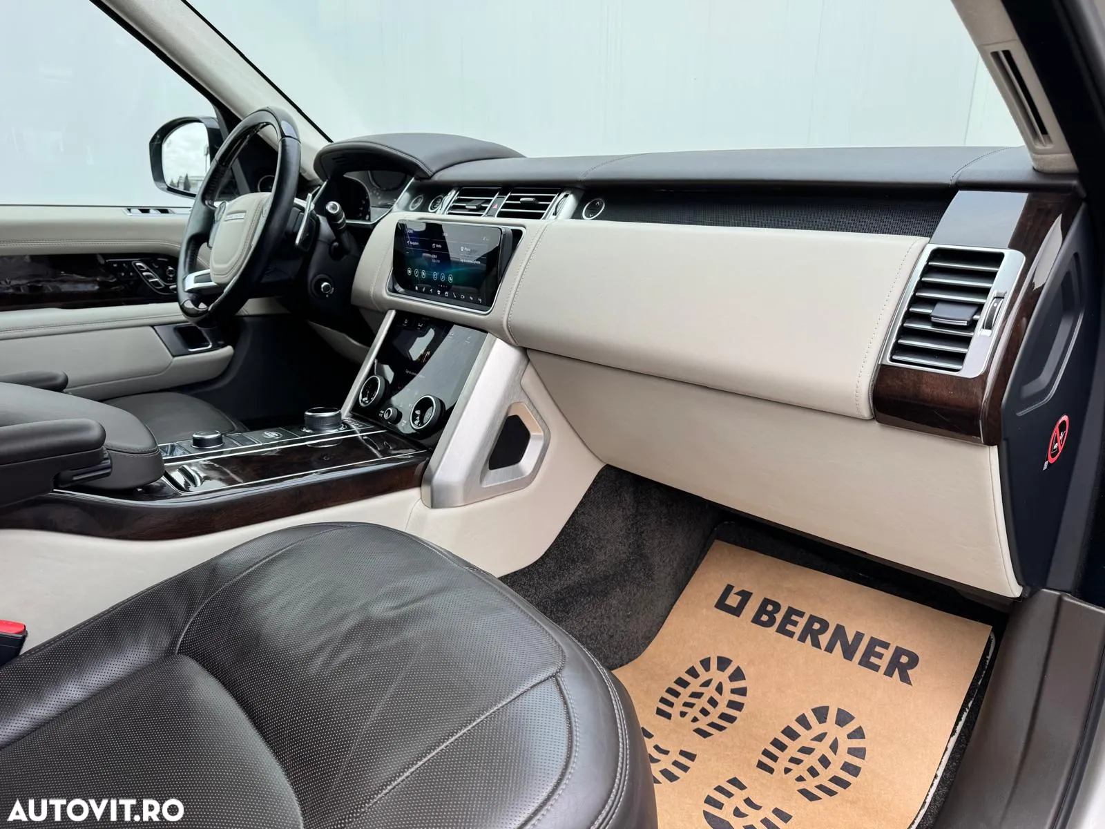Land Rover Range Rover Vogue - 23