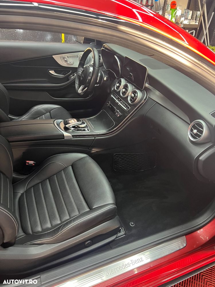Mercedes-Benz C 220 d Coupe 9G-TRONIC AMG Line Plus - 11