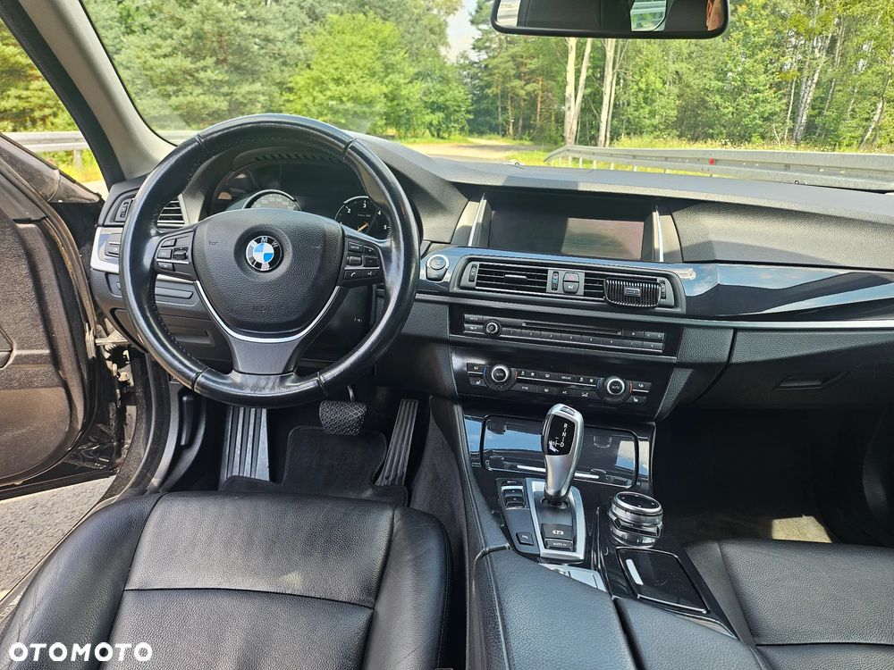 BMW Seria 5 520d Luxury Line - 6