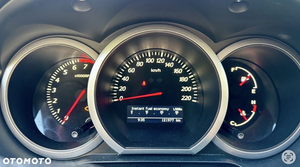 Suzuki Grand Vitara 2.4 Premium - 14