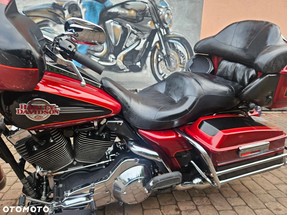 Harley-Davidson FLHTCU Ultra - 7