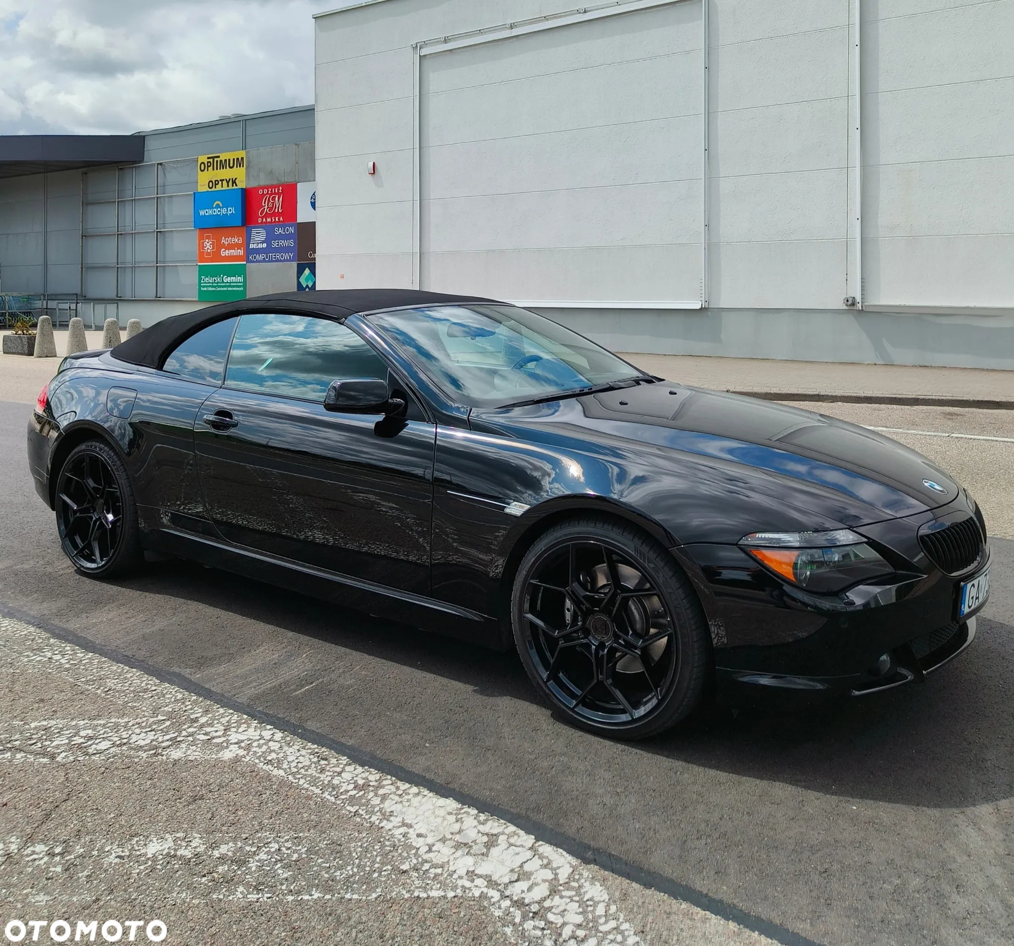 BMW Seria 6 650 i - 8