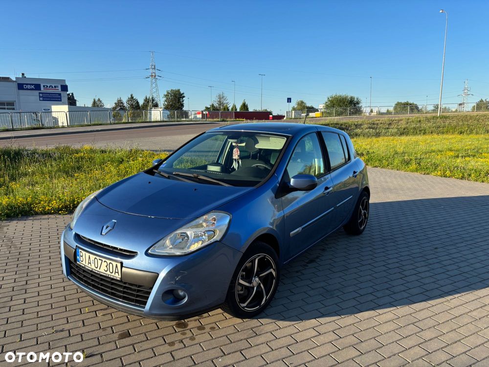 Renault Clio - 1