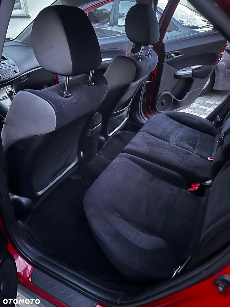 Honda Civic 1.8 Comfort - 11