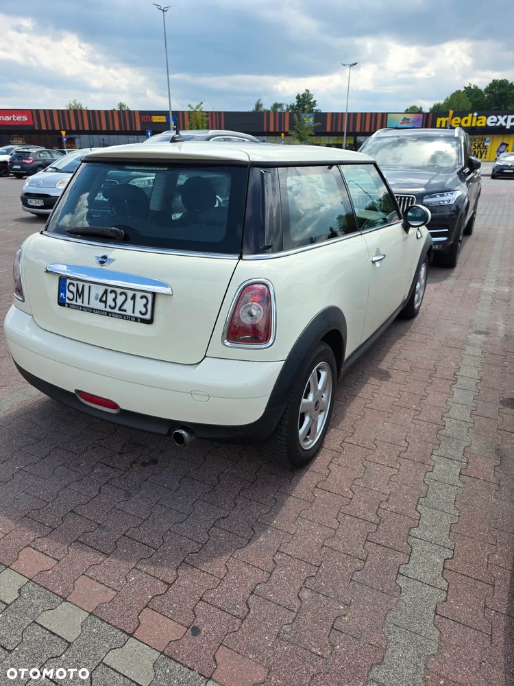 MINI ONE - 4