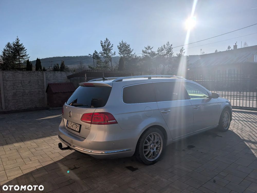 Volkswagen Passat 2.0 TDI Highline DSG - 13