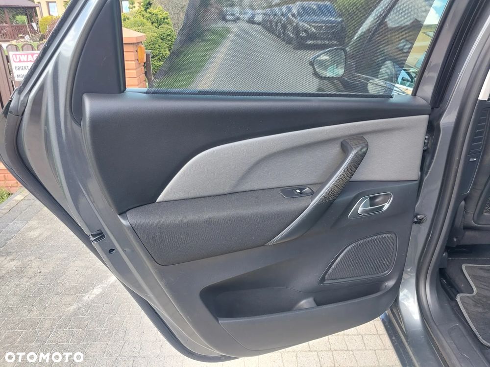 Citroën C4 Picasso - 17