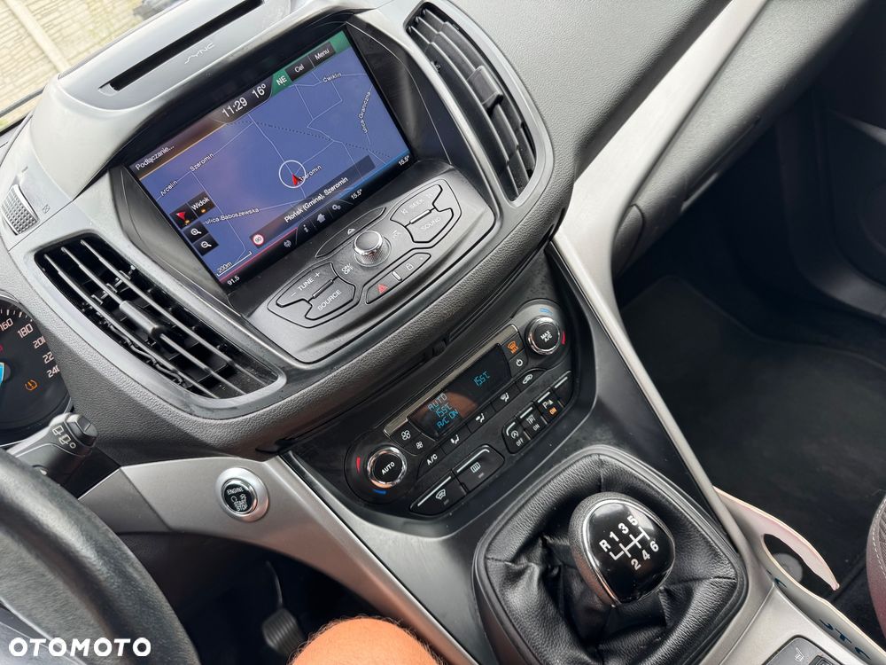Ford Kuga - 26