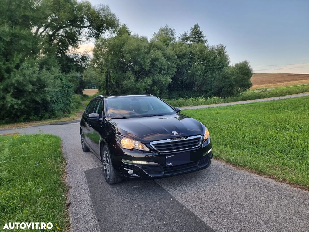 Peugeot 308 1.2 L PureTech Turbo Access - 2