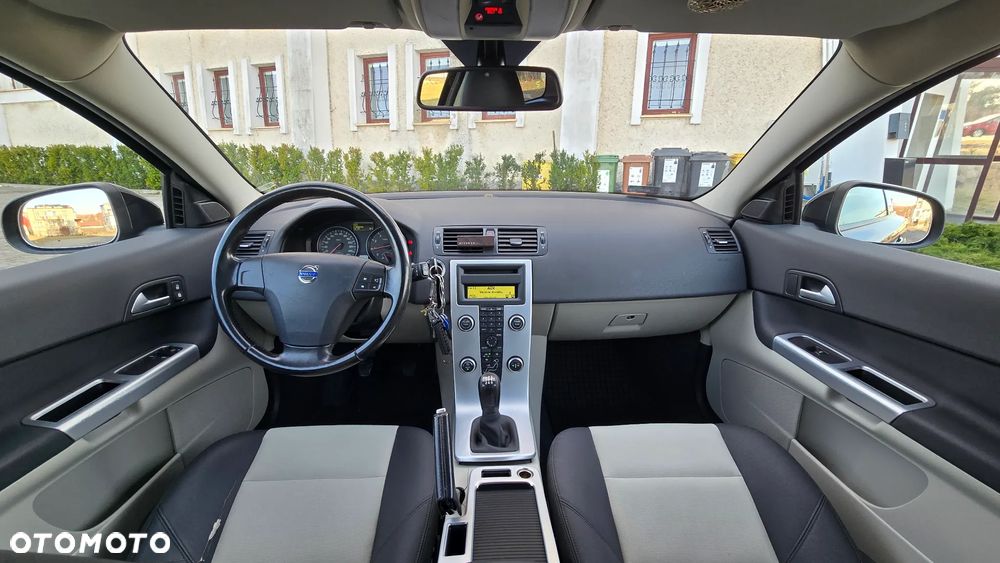 Volvo C30 1.6 Momentum - 11