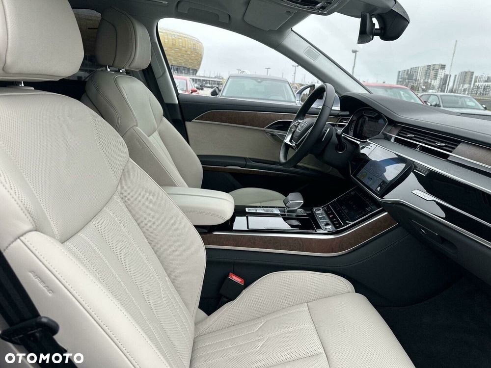 Audi A8 - 15