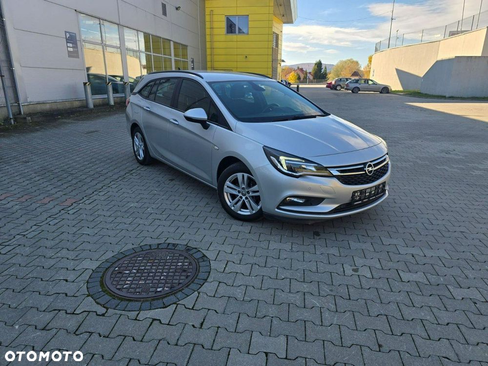 Opel Astra - 1
