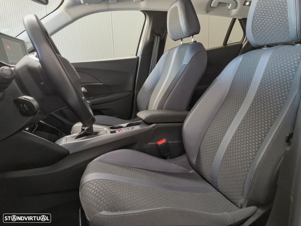 Peugeot 2008 1.2 PureTech Allure - 14