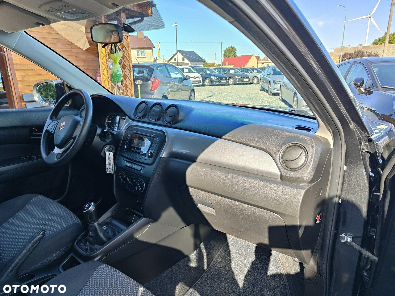 Suzuki Vitara 1.6 Comfort 2WD - 20