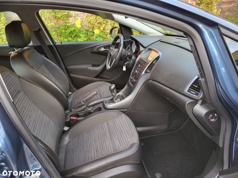 Opel Astra - 26
