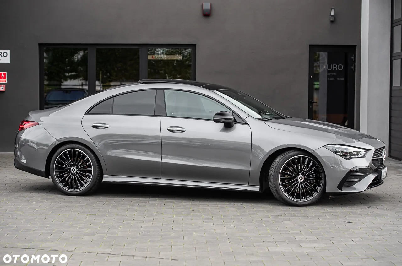 Mercedes-Benz CLA 220 4-Matic AMG Line 7G-DCT - 3