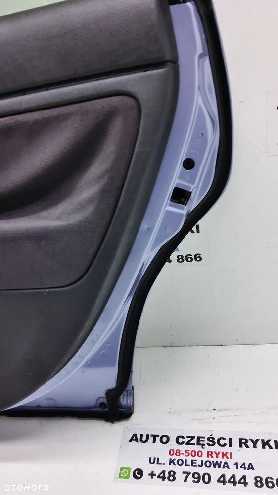 VW Passat B5 Sedan  Drzwi Prawe  Tył LL5Y - 8
