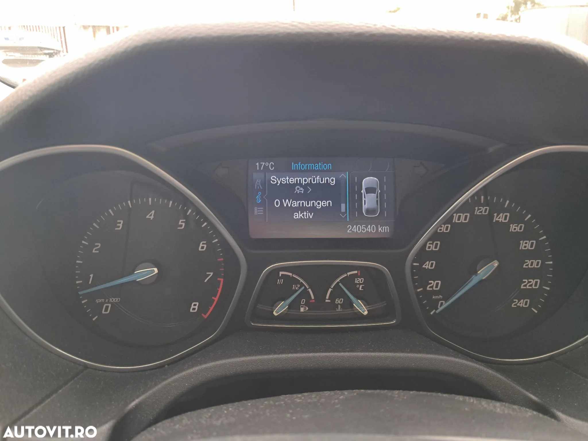 Ford Focus Turnier 1.6 EcoBoost Start-Stopp-System Champions Edition - 18