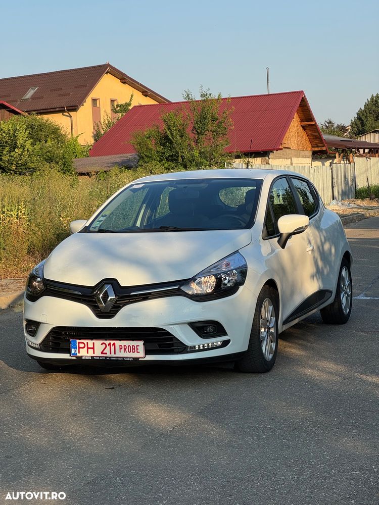 Renault Clio - 1