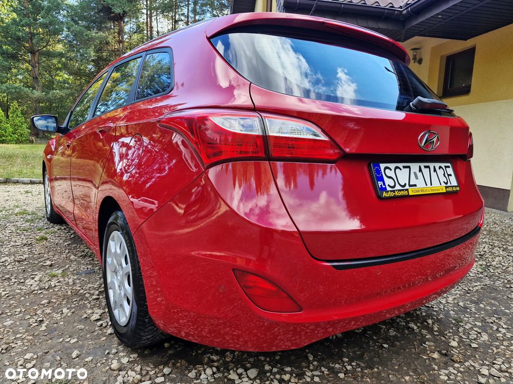Hyundai i30 1.4 Intro Edition - 3