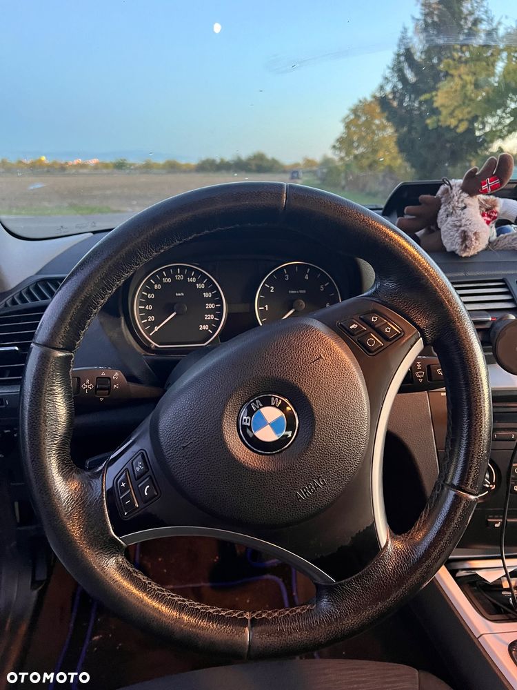 BMW Seria 1 116I 2008 photo 4