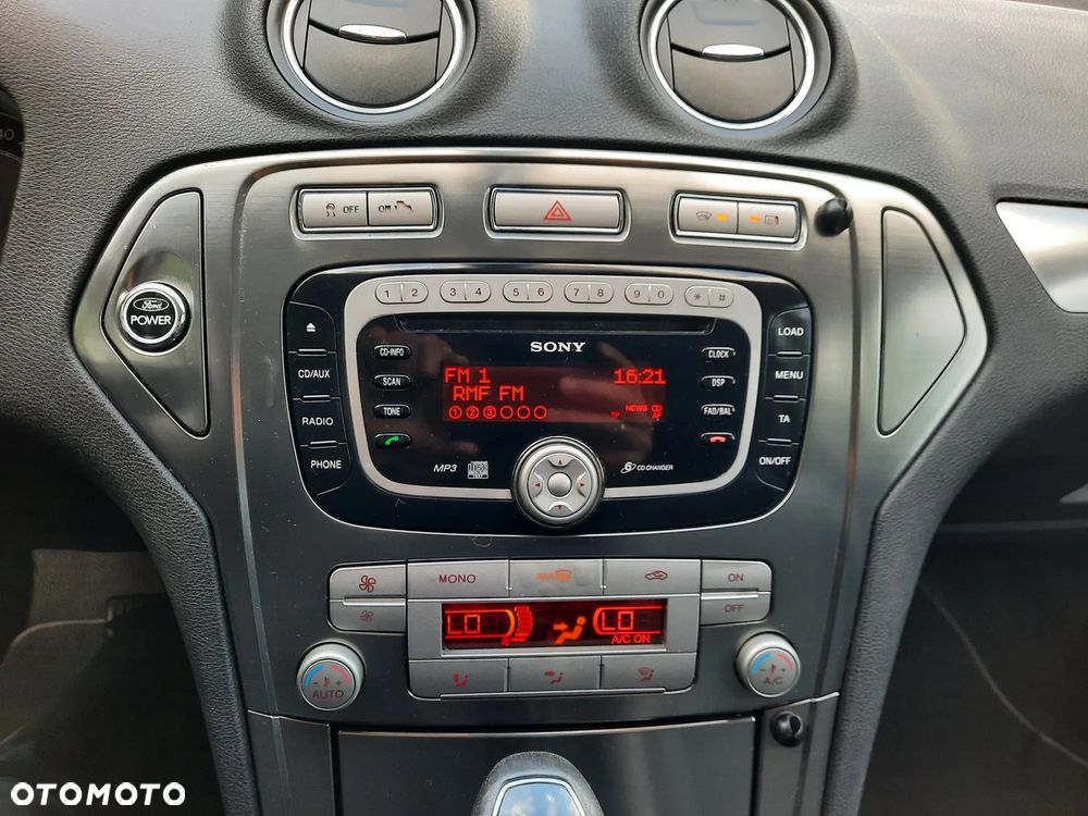 Ford Mondeo 2.0 TDCi Titanium X - 31