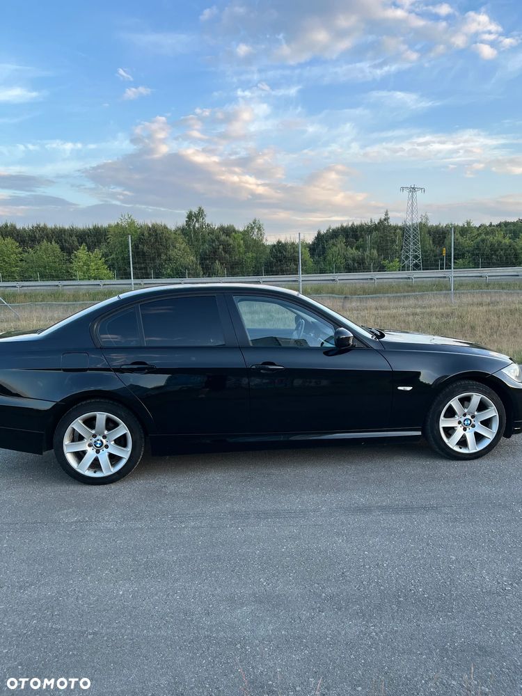 BMW Seria 3 318d - 10