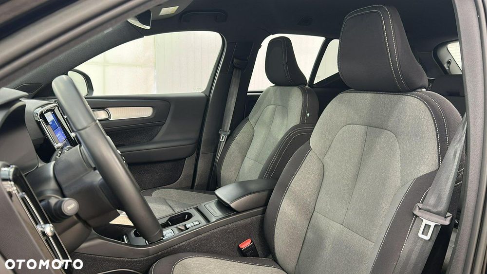 Volvo XC 40 B3 Plus Bright - 10