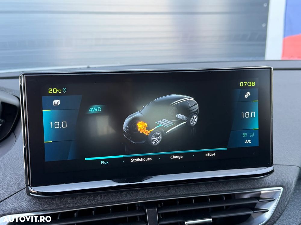 Peugeot 3008 PHEV 300 EAT8 4X4 GT - 33