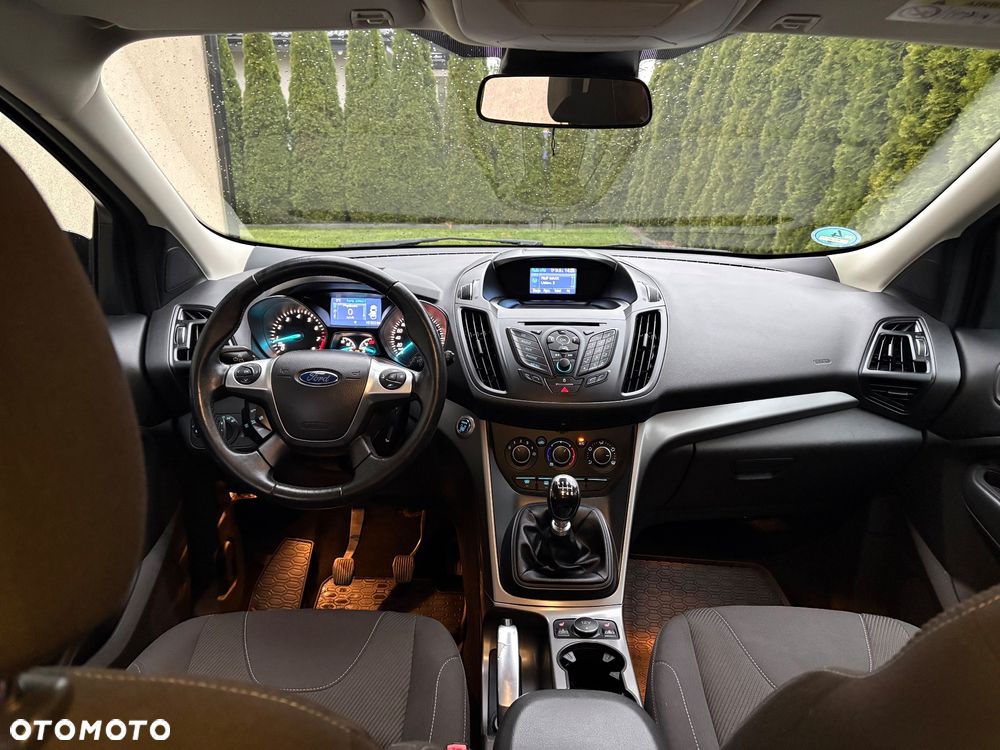 Ford Kuga 1.5 EcoBoost 2x4 Trend - 22