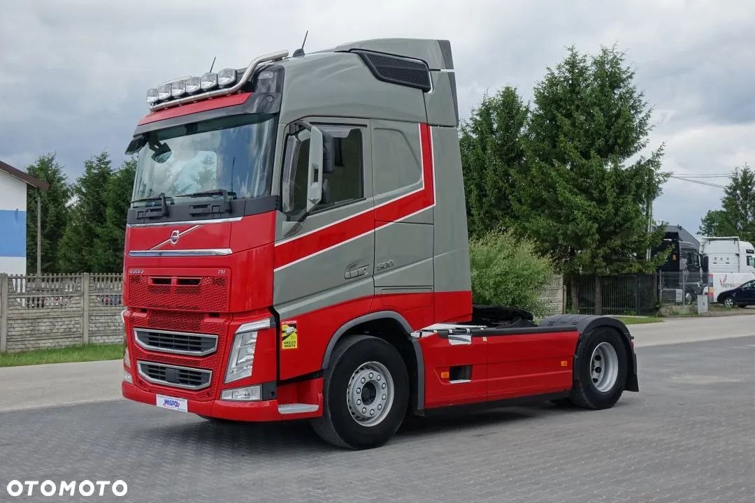Volvo FH 500 GLOBETROTTER / STANDARD/ AUTOMAT / EURO 6 / RETARDER / LODÓWKA / KLIMATYZACJA POSTOJOWA/ 2 ZBIORNIKI PALIWA - 1