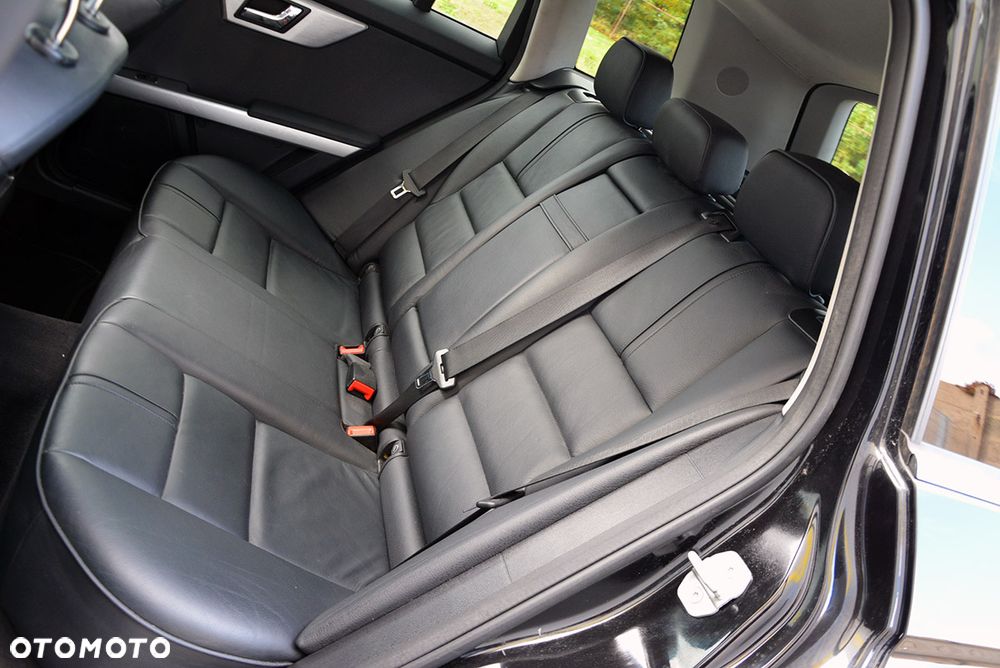 Mercedes-Benz GLK 350 CDI DPF 4Matic 7G-TRONIC SPORT EDITION - 34