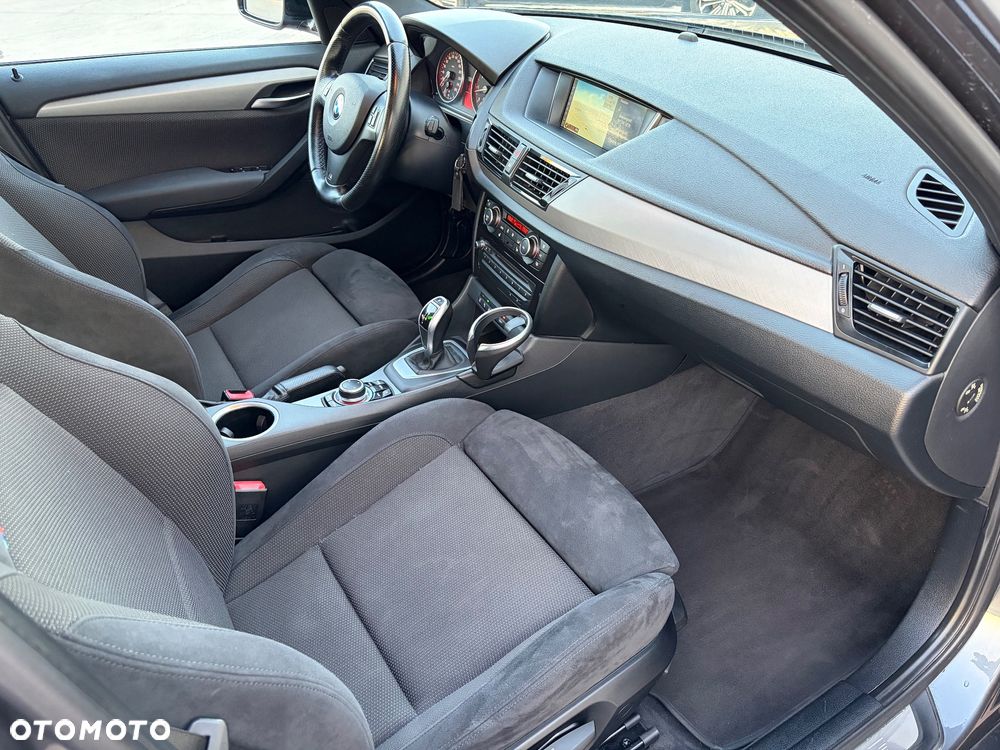 BMW X1 xDrive20i - 26
