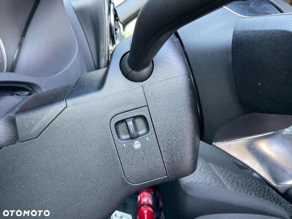 Mercedes-Benz Sprinter 319 - 18