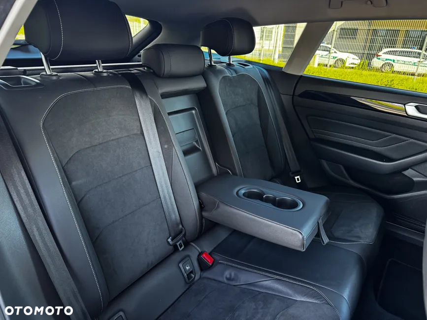 Volkswagen Arteon 2.0 TSI Elegance DSG - 32