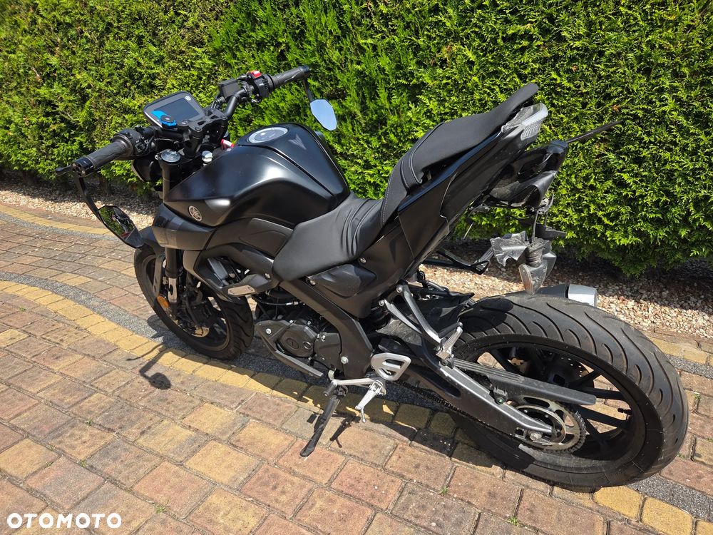 Yamaha MT - 2