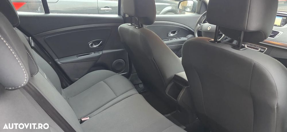 Renault Megane ENERGY TCe 130 Start & Stop LIMITED - 8