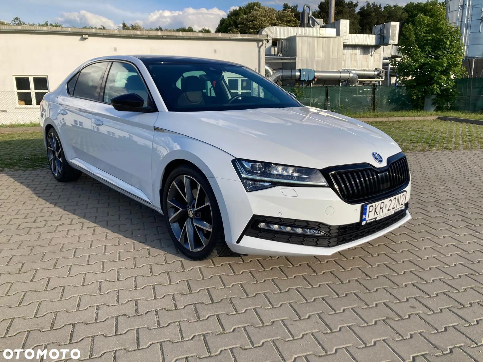 Skoda Superb Combi 2.0 TDI DSG Sportline - 7