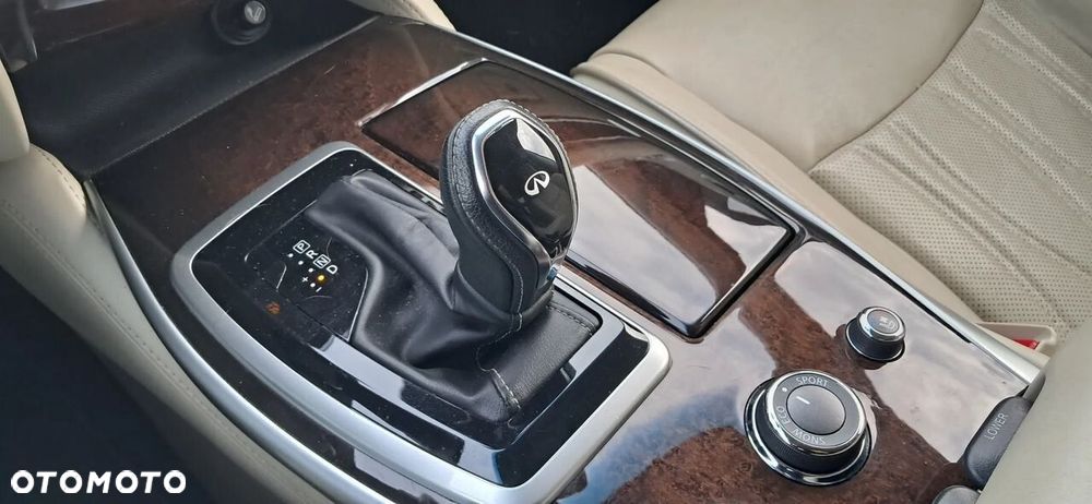 Infiniti QX60 - 25