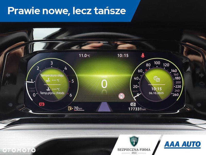 Volkswagen Golf - 12