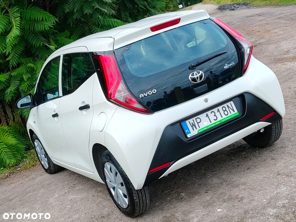 Toyota Aygo - 10