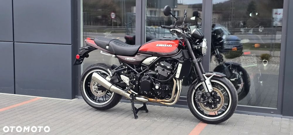 Kawasaki Z 900 RS - 3