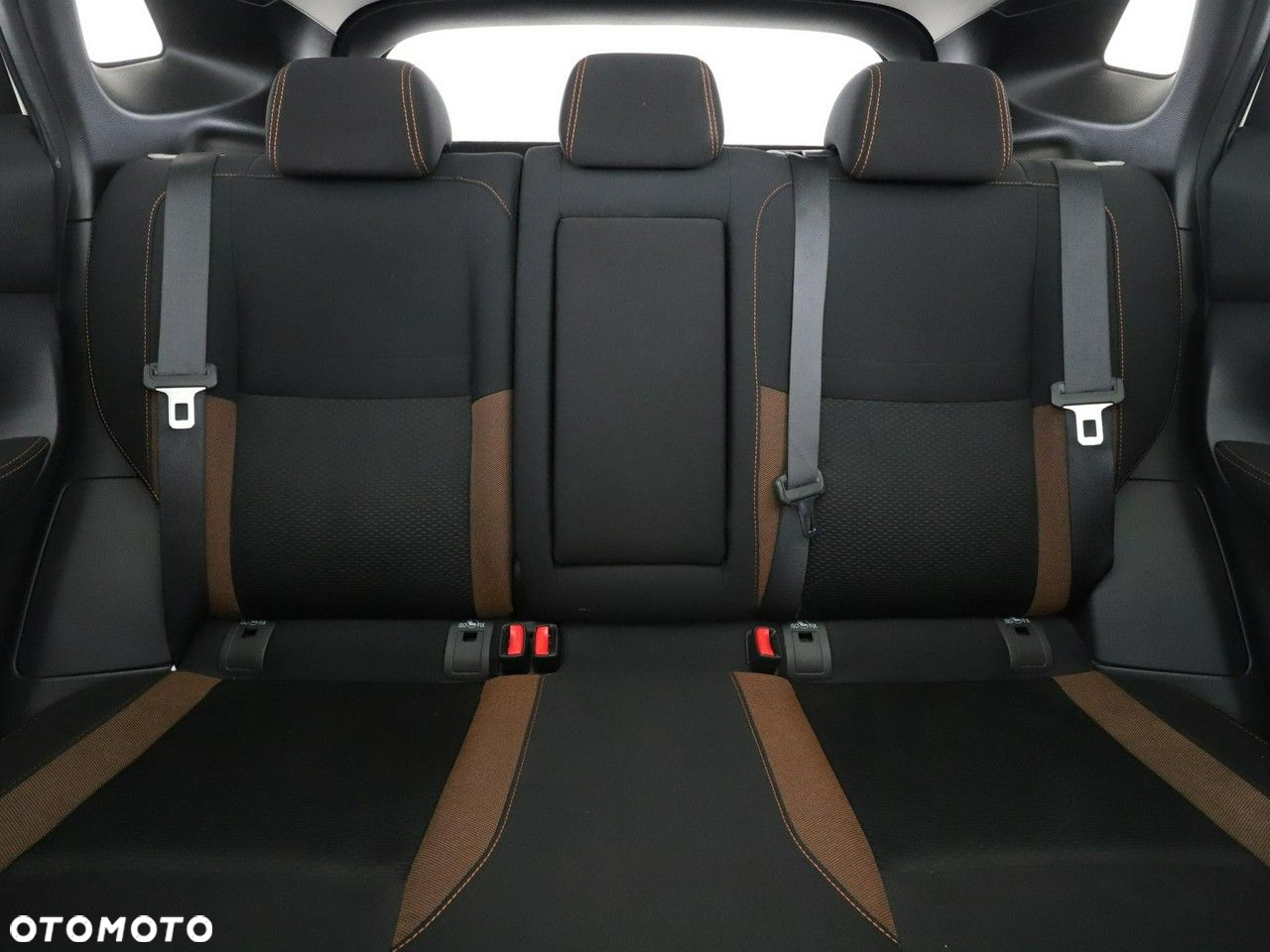 Nissan Qashqai 1.7 dCi N-Connecta - 18