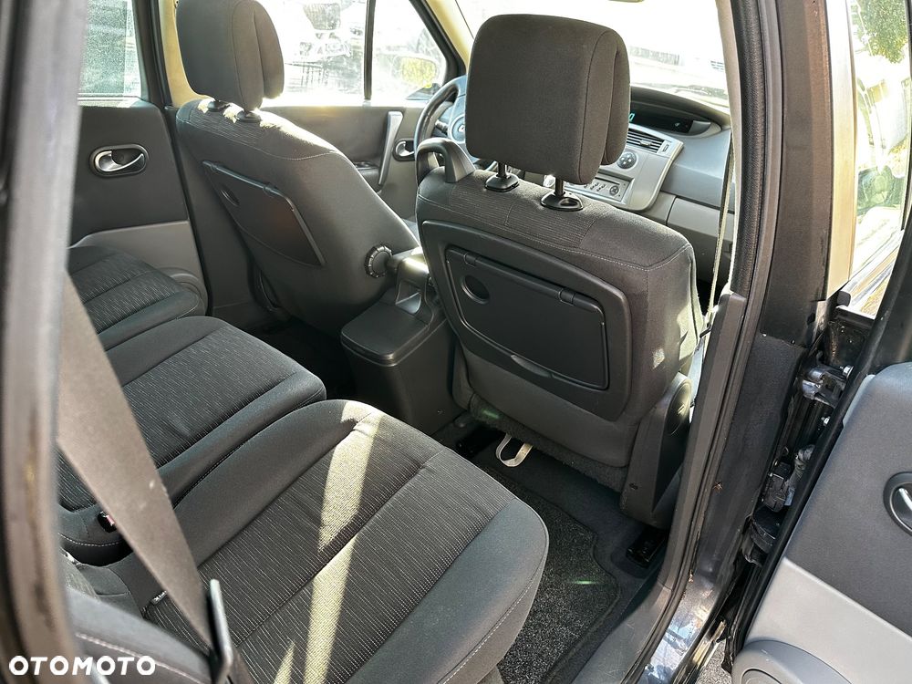 Renault Scenic - 10